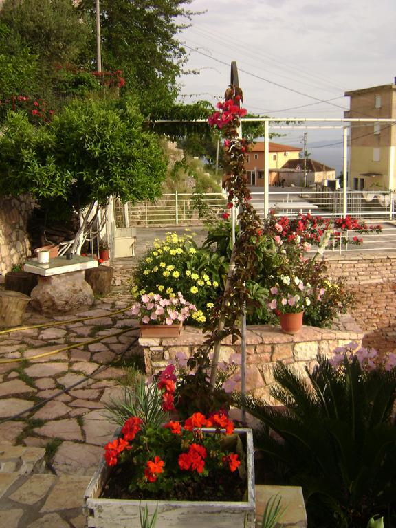 Holiday Home Ali Piqeras Екстер'єр фото